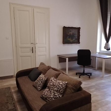 Viva Budapest Apartment Luaran gambar